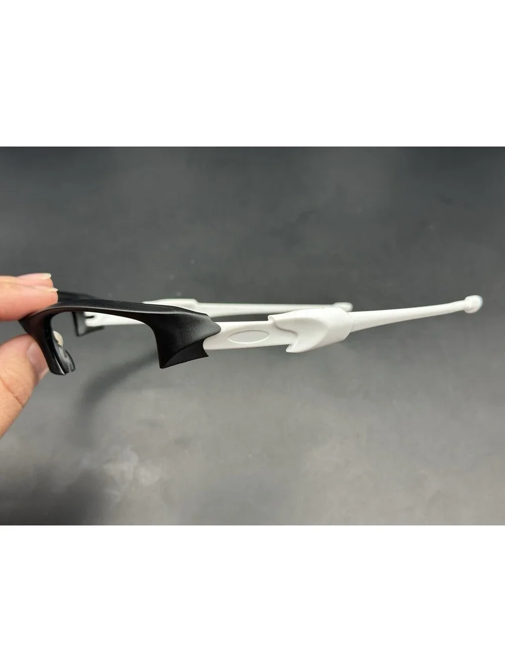 Oakley Flak Jacket Matte Black/White Frame